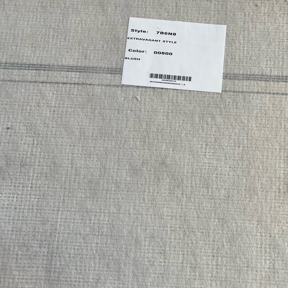 (5) 27.5inches x 17 inches Beige Shaggy Rug/Mat - Picture 4 of 5